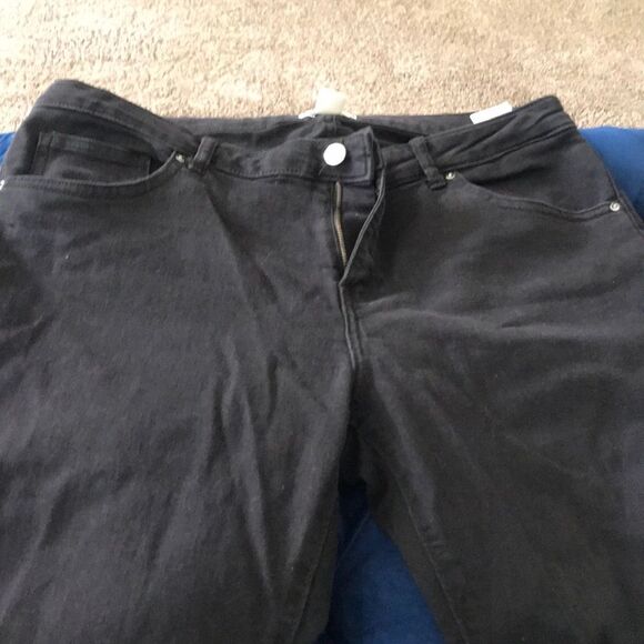 NWOT washed black skinny jeans - Picture 2 of 2